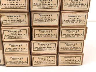 Pappkasten für 300 Schuss Munition 8x 57 ( für k98 ) . 20 Pappschachteln enthalten, alles zusammengehörig. OHNE Inhalt - Complete matching set for 300 k98 rounds, EMPTY BOXES