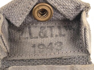 Canadian Air Force Revolver Ammunition Pouch. Very good condition, dated 1943