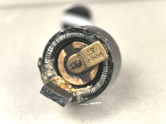 Arbeitsfront Empfänger DAF 1011 von Telefunken, das aufgelegte Emblem ist möglicherweise neuzeitlich ergänzt worden, guter Gesamtzustand, Funktion nicht geprüft, selten