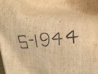 British 1944 dated rifle dust cover, very good condition