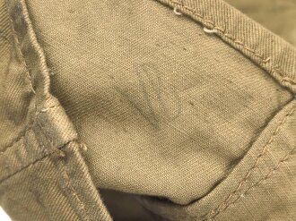 British Manpack Signal Carrier No. 3, dated 1944, very good condition