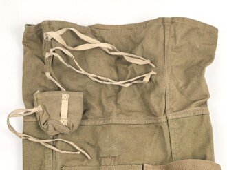 British Manpack Signal Carrier No. 3, dated 1944, very...