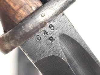 Seitengewehr Modell 84/98 für k98 der Wehrmacht. Nummerngleiches Stück von 42 fnj, Scheide überlackiert