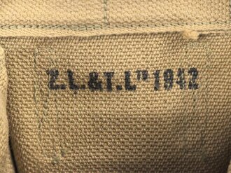 Canada,  Pattern 1937 basic ammo pouch with waist strap. Dated 1942, unused