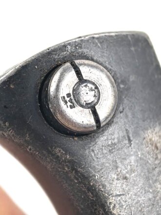 Seitengewehr M84/98 für K98 der Wehrmach, getragenes Stück, die Scheide überlackiert