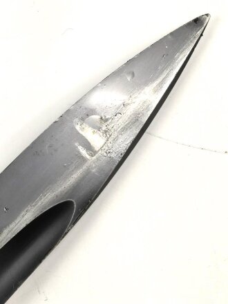 Seitengewehr M84/98 für K98 der Wehrmach, getragenes Stück, die Scheide überlackiert
