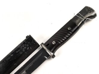 Seitengewehr M84/98 für K98 der Wehrmach, getragenes Stück, die Scheide überlackiert