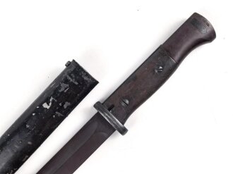 Seitengewehr M84/98 für K98 der Wehrmach, getragenes Stück, die Scheide überlackiert