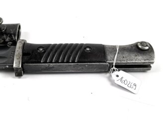 Seitengewehr M84/98 für K98 der Wehrmach, getragenes Stück, die Scheide überlackiert