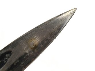 Seitengewehr M84/98 für K98 der Wehrmach, getragenes Stück, die Scheide überlackiert