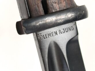 Seitengewehr M84/98 für K98 der Wehrmach, getragenes Stück, die Scheide überlackiert