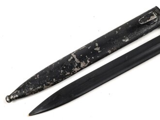 Seitengewehr M84/98 für K98 der Wehrmach, getragenes Stück, die Scheide überlackiert