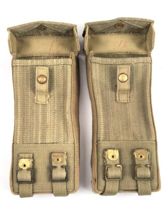 British WWII ? , P37 Thompson pouch for 3 magazines. Matching pair, unused, no markings