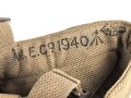 British Pattern 1940 Cavalry Web Equipment, waterbottle carrier, dated 1940, unused