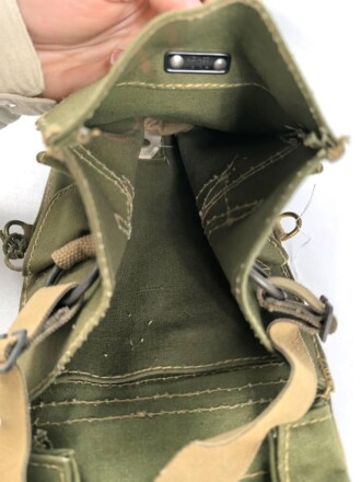 British WWII leight weight gasmask bag, dated 1943, unused