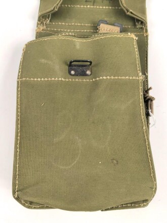 British WWII leight weight gasmask bag, dated 1944, unused