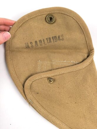 Canada, 1943 dated Enfield and Webley revolver holster.