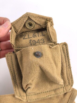 Canada, 1943 dated Enfield and Webley revolver holster with ammunition pouch