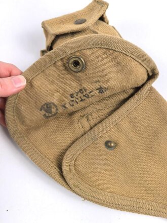 Canada, 1943 dated Enfield and Webley revolver holster...