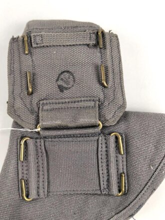 Canada Airforce , 1942 dated Enfield and Webley revolver holster with ammunition pouch