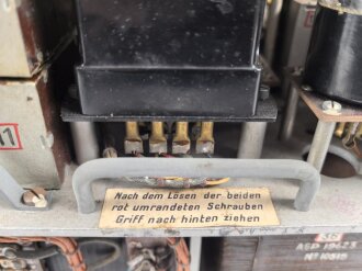 Luftwaffe, Netztastgerät NTG 2 , LN 20044, zum Betrieb mit Richtfunkgerät Elster SEG2T. Ungereinigtes Stück, Funktion nicht geprüft