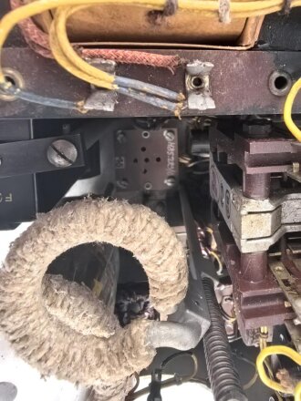 Luftwaffe, Netztastgerät NTG 2 , LN 20044, zum Betrieb mit Richtfunkgerät Elster SEG2T. Ungereinigtes Stück, Funktion nicht geprüft