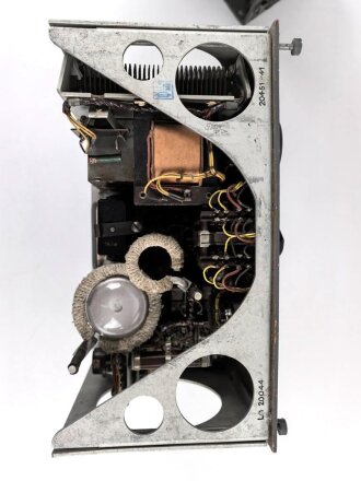 Luftwaffe, Netztastgerät NTG 2 , LN 20044, zum Betrieb mit Richtfunkgerät Elster SEG2T. Ungereinigtes Stück, Funktion nicht geprüft