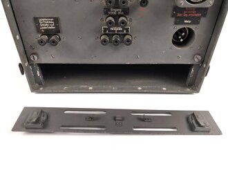 Luftwaffe, Netztastgerät NTG 2 , LN 20044, zum Betrieb mit Richtfunkgerät Elster SEG2T. Ungereinigtes Stück, Funktion nicht geprüft