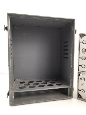 Luftwaffe, Netztastgerät NTG 2 , LN 20044, zum Betrieb mit Richtfunkgerät Elster SEG2T. Ungereinigtes Stück, Funktion nicht geprüft