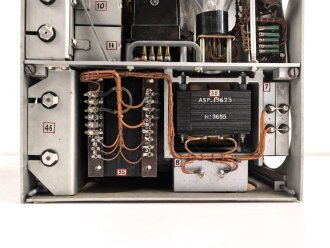 Luftwaffe, Netztastgerät NTG 2 , LN 20044, zum Betrieb mit Richtfunkgerät Elster SEG2T. Ungereinigtes Stück, Funktion nicht geprüft