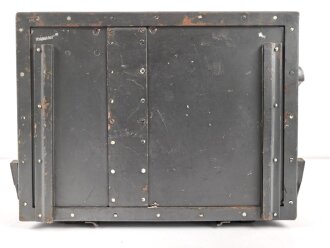 Luftwaffe, Batteriehalbtonister BHT2 , Ln 20001. Für Richtfunkgerät Elster SEG2T. Originallack, Funktion nicht geprüft