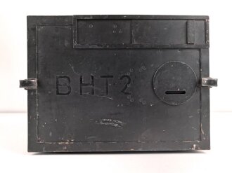 Luftwaffe, Batteriehalbtonister BHT2 , Ln 20001. Für Richtfunkgerät Elster SEG2T. Originallack, mit zugehörigem Gehäusedeckel,  Funktion nicht geprüft