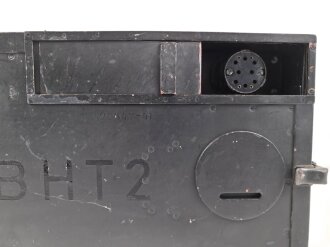 Luftwaffe, Batteriehalbtonister BHT2 , Ln 20001. Für Richtfunkgerät Elster SEG2T. Originallack, mit zugehörigem Gehäusedeckel,  Funktion nicht geprüft