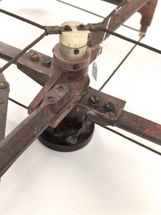 Luftwaffe Sägezahnantenne SZA2 , LN 20021 für Richtfunkgerät Elster SEG2T. Guter Zustand, Funktion nicht geprüft