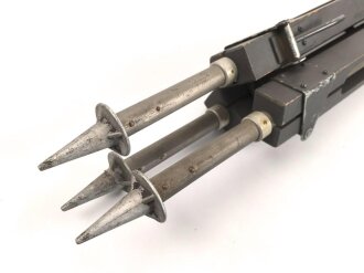 Luftwaffe, Stativ STA2 für Richtfunkgerät Elster SEG2T. Ln 20026. Originallack