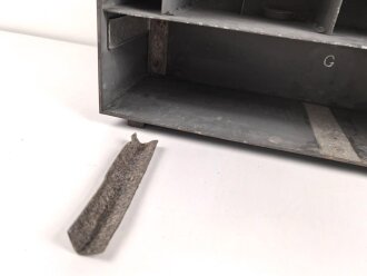 Luftwaffe, Zubehörtornister ZT2  für Richtfunkgerät Elster SEG2T. Originallack