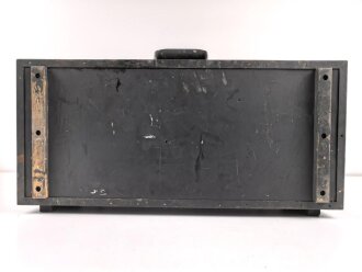 Luftwaffe, Zubehörtornister ZT2  für Richtfunkgerät Elster SEG2T. Originallack