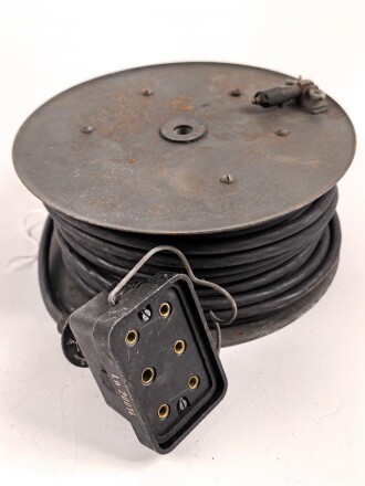 Luftwaffe, Verlängerungskabel 15 Meter auf Trommel für Handapparat HAP2 zum Richtfunkgerät Elster SEG2T. Guter Gesamtzustand, Funktion nicht geprüft