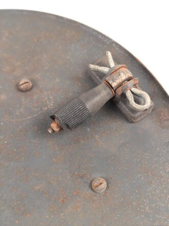 Luftwaffe, Verlängerungskabel 15 Meter auf Trommel für Handapparat HAP2 zum Richtfunkgerät Elster SEG2T. Guter Gesamtzustand, Funktion nicht geprüft