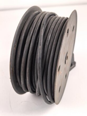 Luftwaffe, Verlängerungskabel 15 Meter auf Trommel für Handapparat HAP2 zum Richtfunkgerät Elster SEG2T. Guter Gesamtzustand, Funktion nicht geprüft