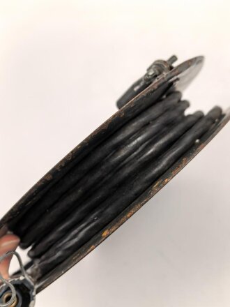 Luftwaffe, Verlängerungskabel  auf Trommel für Taste zum Richtfunkgerät Elster SEG2T. Guter Gesamtzustand, Funktion nicht geprüft,