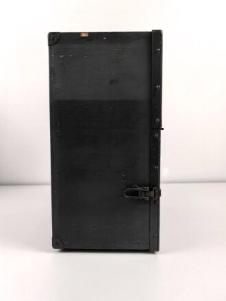 Wehrmacht Rundfunkempfänger klein, Originallack, datiert 1943, Originallack, Funktion nicht geprüft