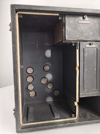 Wehrmacht Rundfunkempfänger WK1/P, Originallack, datiert 1942, Funktion nicht geprüft