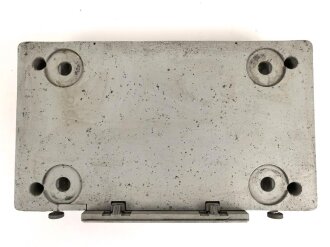 Kriegsmarine, Standfuß / Rahmen für Lorenz Lo 6 K 39. Originallack.