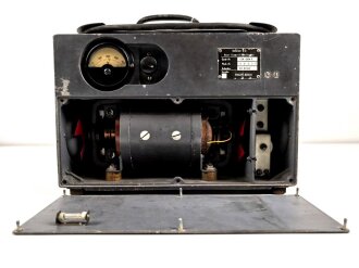 Luftwaffe, Umformer U.O., Ln 27157. Einanker-Umformer von 24 V Gleichspannung auf 220 V Wechselspannung. Originallack, ungereinigt, Funktion nicht geprüft
