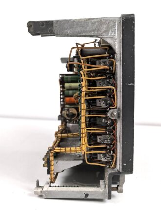 Luftwaffe, Prüfgerät EPrG4, Ln 25791. Originallack, Funktion nicht geprüft.