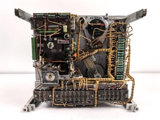 Luftwaffe, Prüfgerät EPrG4, Ln 25791. Originallack, Funktion nicht geprüft.