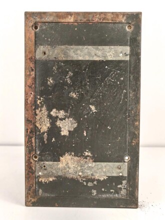 Gehäuse zum Umformer U5a 1. Originallack, guter Gesamtzustand.