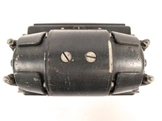 Umformer U5b, datiert 1945.  Originallack, guter Gesamtzustand.