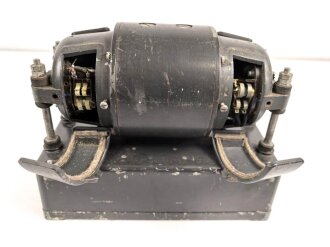 Umformer U5b, datiert 1945.  Originallack, guter Gesamtzustand.